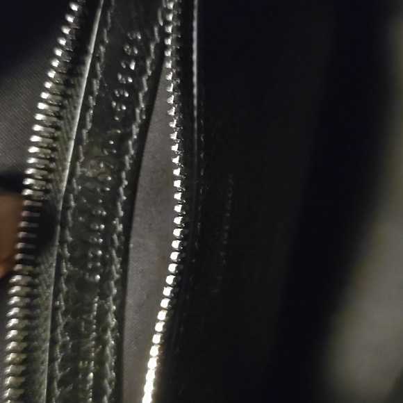 Balenciaga - Picture 11 of 16